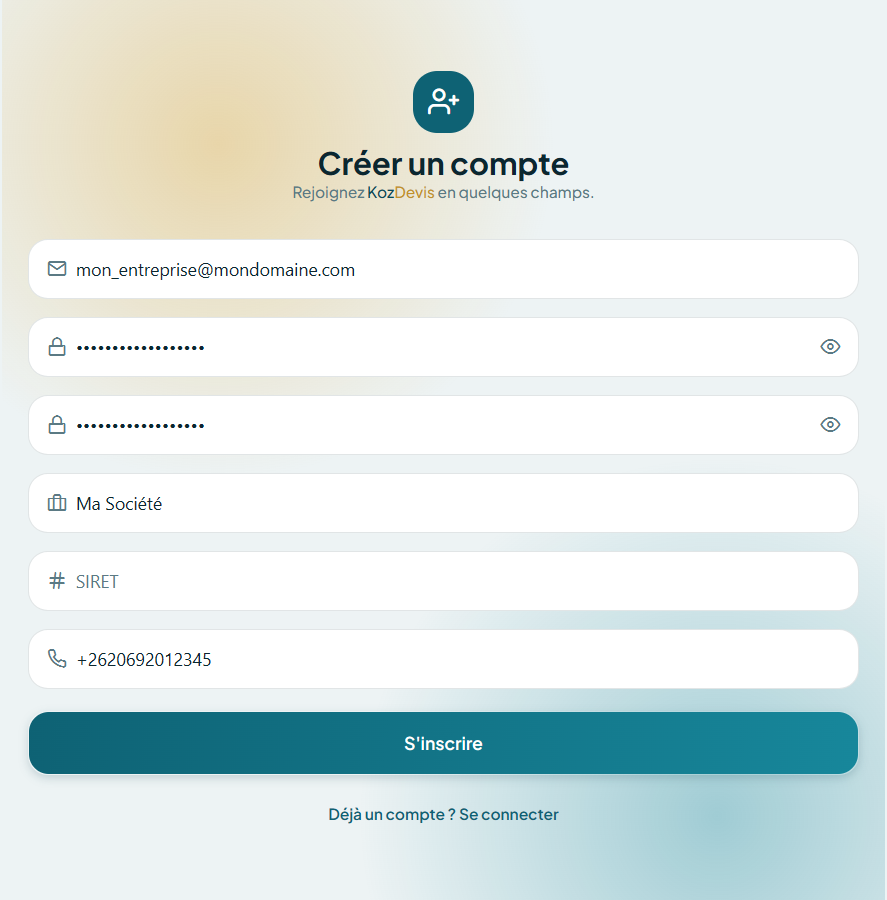 Écran d'inscription KozDevis avec les champs email, mot de passe, raison sociale, SIRET et téléphone WhatsApp